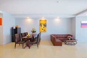 Family Apartment, Beach View | Private kitchen | Cookware/dishes/utensils - Sea View 3 bedrooms 1 (Ho Chi Minh City)