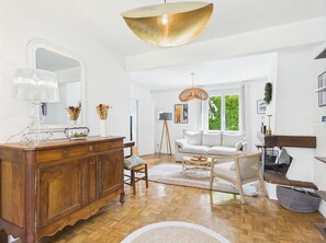 TV - -SUZANNE- Maison de charme au cœur de Névez (Névez)