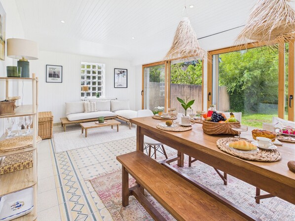 Dining - -SUZANNE- Maison de charme au cœur de Névez (Névez)