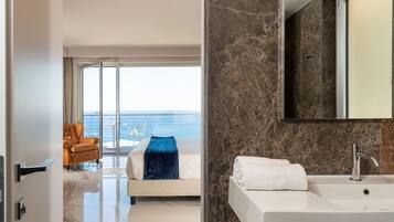 10 camere, ferro/asse da stiro, Wi-Fi gratuito