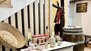 Interior detail - Casa del Corso (Dorgali)