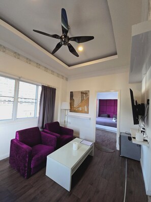 Suite Room with Private Lounge | Bathroom | Free toiletries, towels, soap, shampoo - Titanic Residence - 7 minute walk to the Beach (Pattaya)