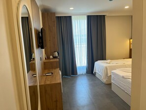 Familienzimmer, Nichtraucher