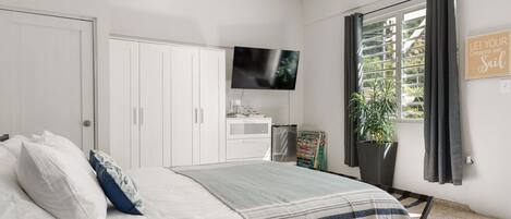 1 chambre, bureau, fer et planche à repasser, Wi-Fi gratuit