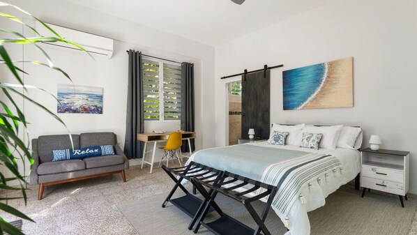 1 chambre, bureau, fer et planche à repasser, Wi-Fi gratuit