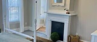 Manor Suite,cozy newly renovated,downtown & beach
