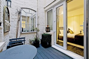 Apartment, 1 Bedroom | Balcony - Imperial Victoria Square (London)