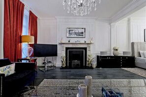 Apartment, 1 Bedroom | Living area - Imperial Victoria Square (London)
