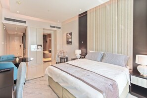 1 chambre, fer et planche à repasser, Wi-Fi, literie fournie