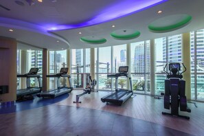 Fitness facility - studio in dubai downtown near dubai mall (Dubai)