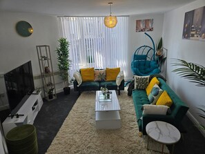 TV - 1 Bed - Sleeps 4 - City Centre (Wolverhampton)