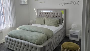 1 chambre, fer et planche Ă repasser, Wi-Fi gratuit, draps fournis