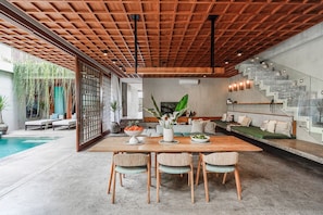 Villa | Comedor
