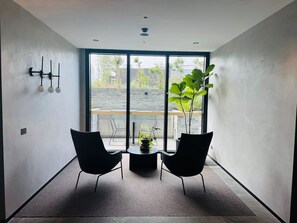 Interior - Burwood Boulevard Beauty (Burwood East)