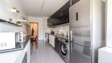 Frigorifero, microonde, forno, lavastoviglie