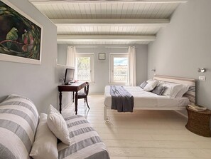 2 habitaciones, tabla de planchar con plancha y wifi gratis 