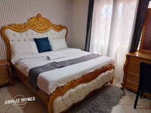 2 soverom, strykejern/-brett, wi-fi og sengetøy