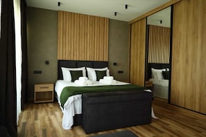Comfort Apartment, Balcony, River View