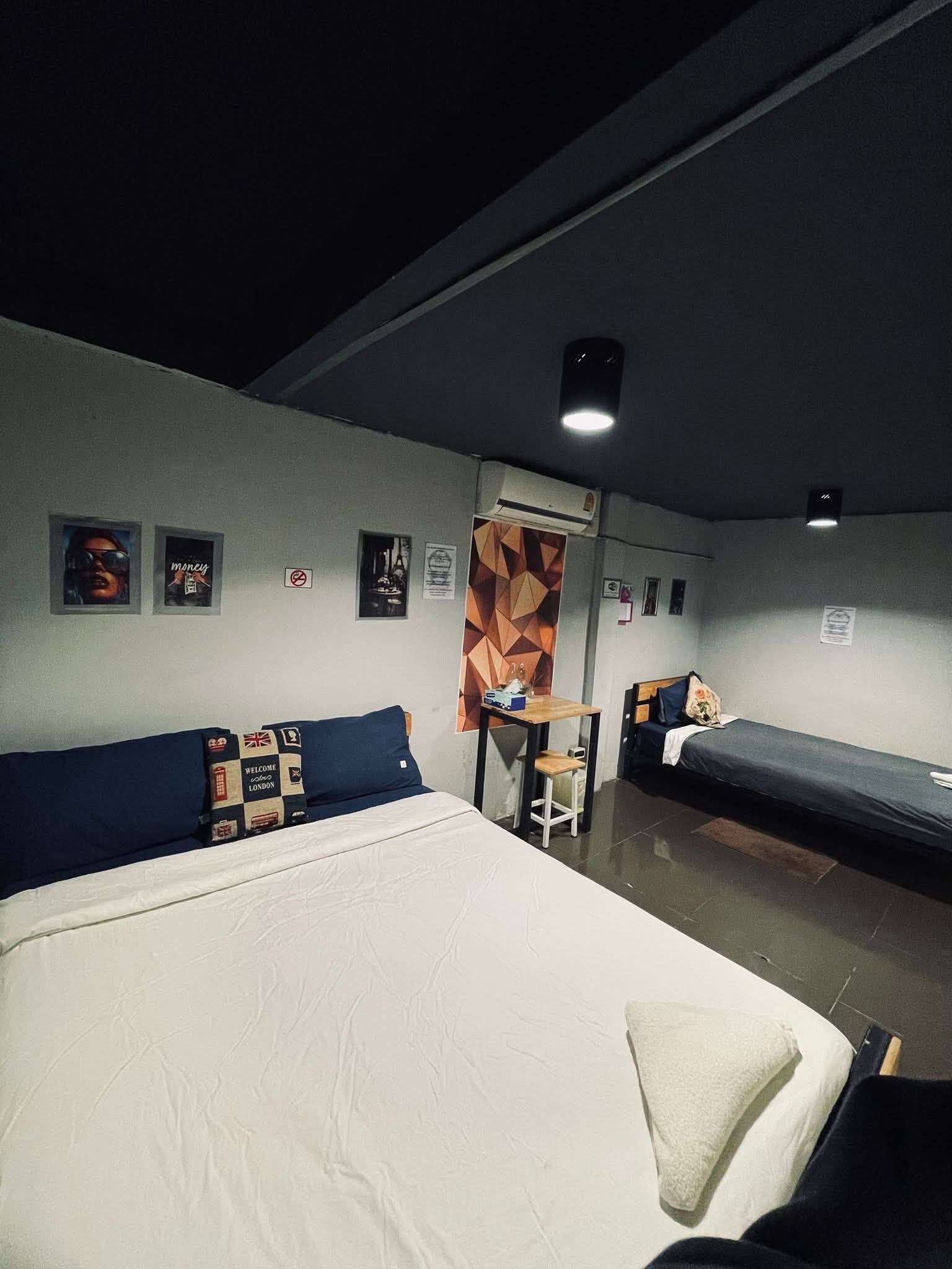 Habitación triple estándar | Escritorio, espacio para trabajar con un portátil, wifi gratis