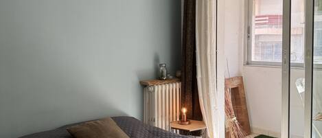1 bedroom, iron/ironing board, bed sheets