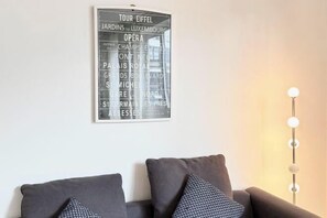 Interior - Apartment Barbusse (Paris)