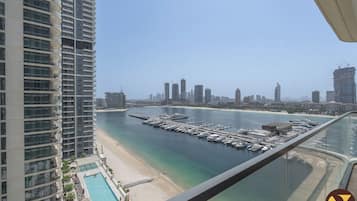 Departamento de lujo, vista a la playa | Vista a la playa o el mar