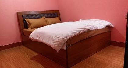 Peaceful 3-Bedroom Retreat with WiFi near Thamel, Kathmandu