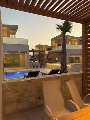 Front of property – evening/night