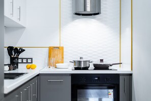 Luxury Apartment, 2 Bedrooms, Air conditioning, City View | Private kitchen | Full-size fridge, microwave, stovetop, electric kettle - Stay Inn on Pushkin street 25 (Yerevan)