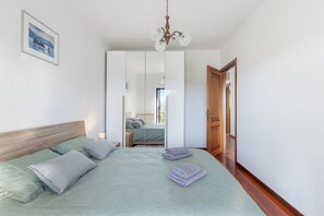 2 habitaciones, wifi gratis y ropa de cama 