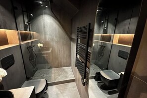 Unclassified image, 3 of 34, button - Paris Marais by Edelsam (Paris)