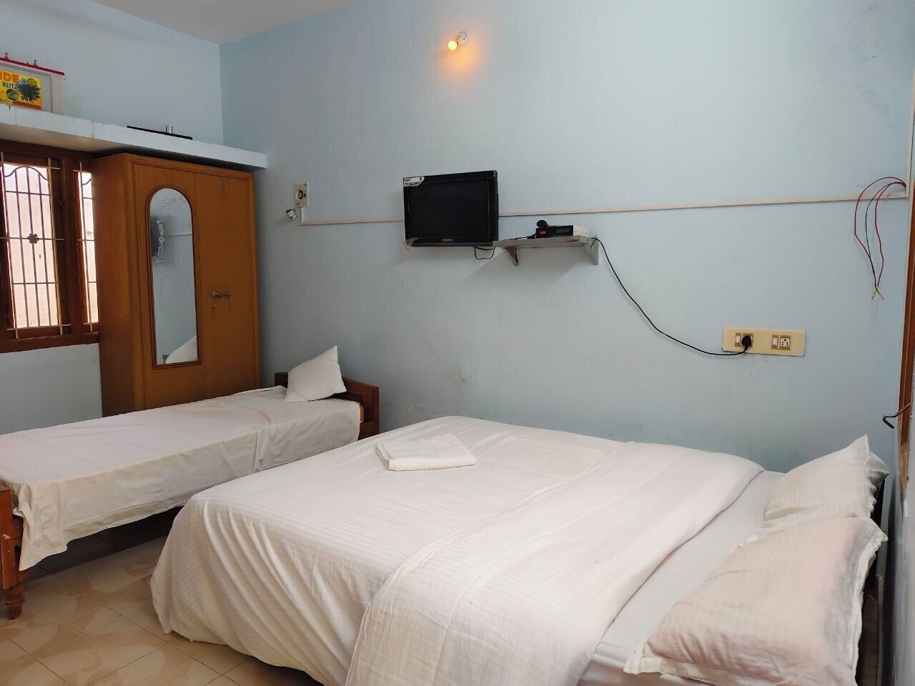 Basic Room | Soundproofing, bed sheets