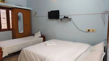 基础客房 | 隔音、床单