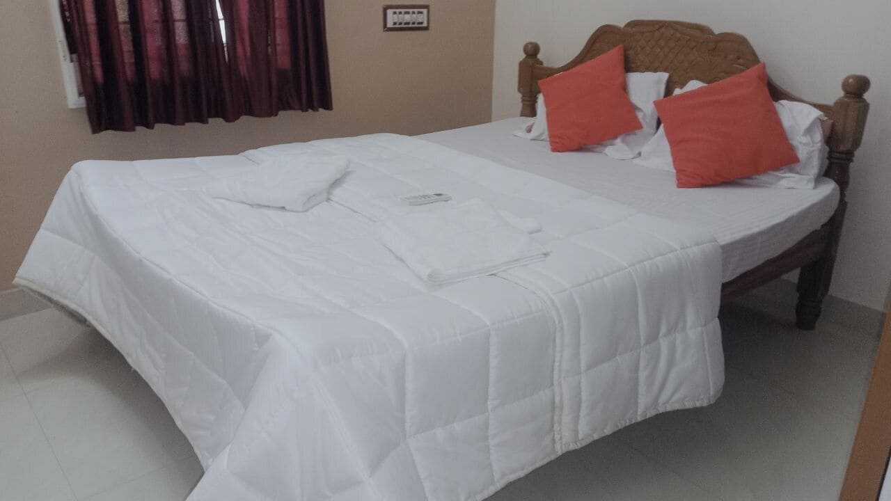 Basic Villa, Garden View | Soundproofing, bed sheets