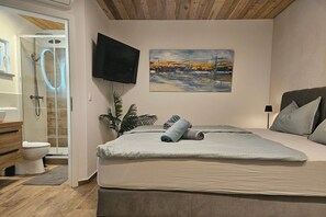 Family House, Multiple Bedrooms, 2 Bathrooms (Casa Oliva Kim Marie)