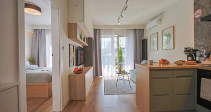 Mala Poleska - Cozy Garden Apartment Near Jasna Góra / Parking & Wi-Fi