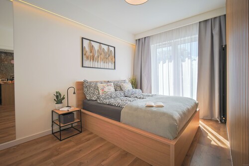 Mala Poleska - Cozy Garden Apartment Near Jasna Góra / Parking & Wi-Fi