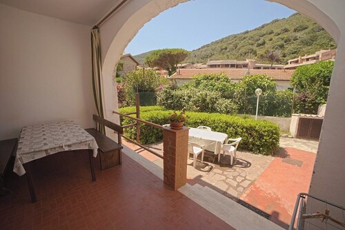 Margherita-4 apartment in beachfront residence, Giglio Campese
