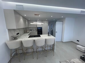 Microwave, oven, dishwasher