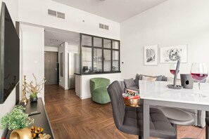 Dining - Clean Studio Apartment in Dubai | Great for Couples (Damac Hills)