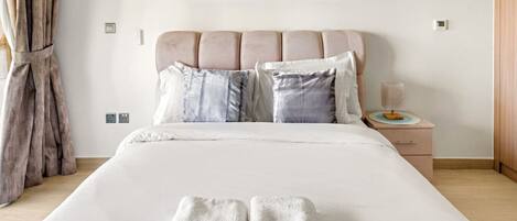 Bügeleisen/Bügelbrett, WLAN, Bettwäsche