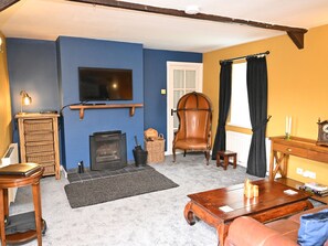 Cottage | Living area