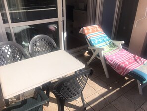 Apartamento, 2 quartos, acessível, para fumantes | Sacada