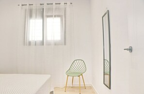 3 chambres, fer et planche à repasser, Wi-Fi, literie fournie