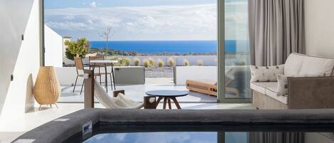 Exclusive Suite with Indoor Hot Tub | In-room safe, desk, iron/ironing board, free WiFi