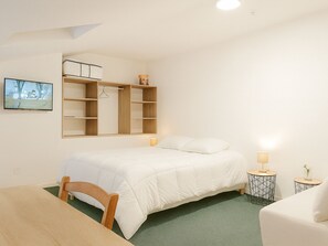 2 bedrooms, WiFi - Cozy duplex 6-8 pers, ski-in/ski-out, garage, wifi (Besse-et-Saint-Anastaise-Super Besse)