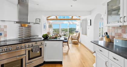 Spacious house with panoramic estuary views