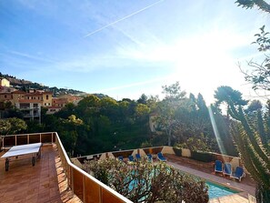 Pool - Studio for 4, sea view, Wi-Fi included (Roquebrune-Cap-Martin)