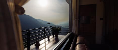 Luxury Villa, Mountain View | Mountain view