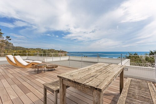 Villa Toschi beach front